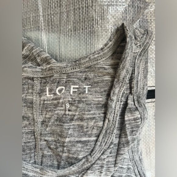 Ann Taylor Loft - Tank - Picture 2 of 3